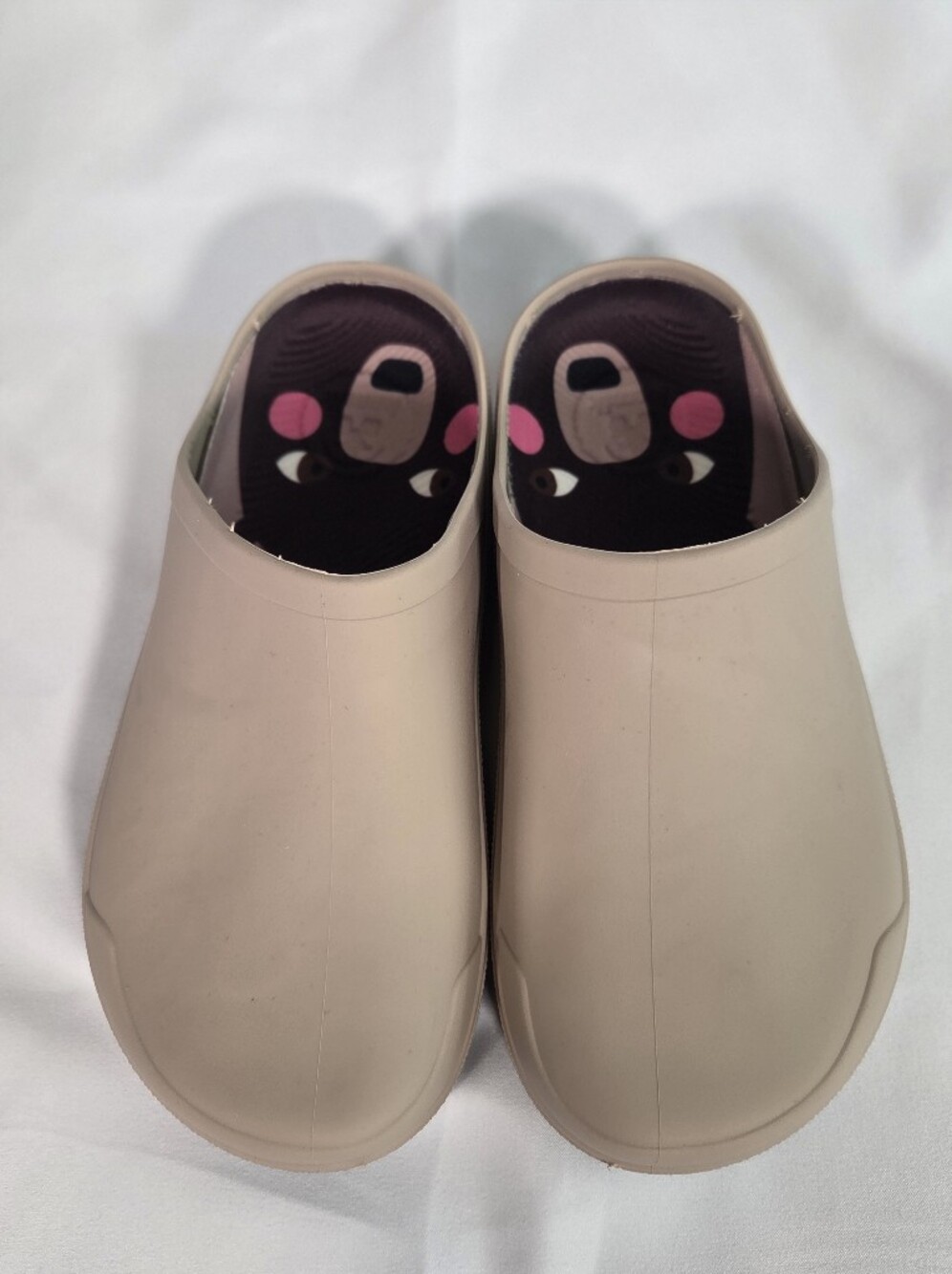 Kamik x Mira Mallius Nova Clogs Fossil Beige Bear Slip-on Mules US 6 | NWOT - Picture 3 of 6